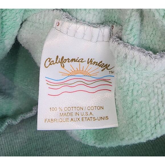 California vintage women's M Costa Rico sweatshirt with embroidery. - Picture 4 of 12